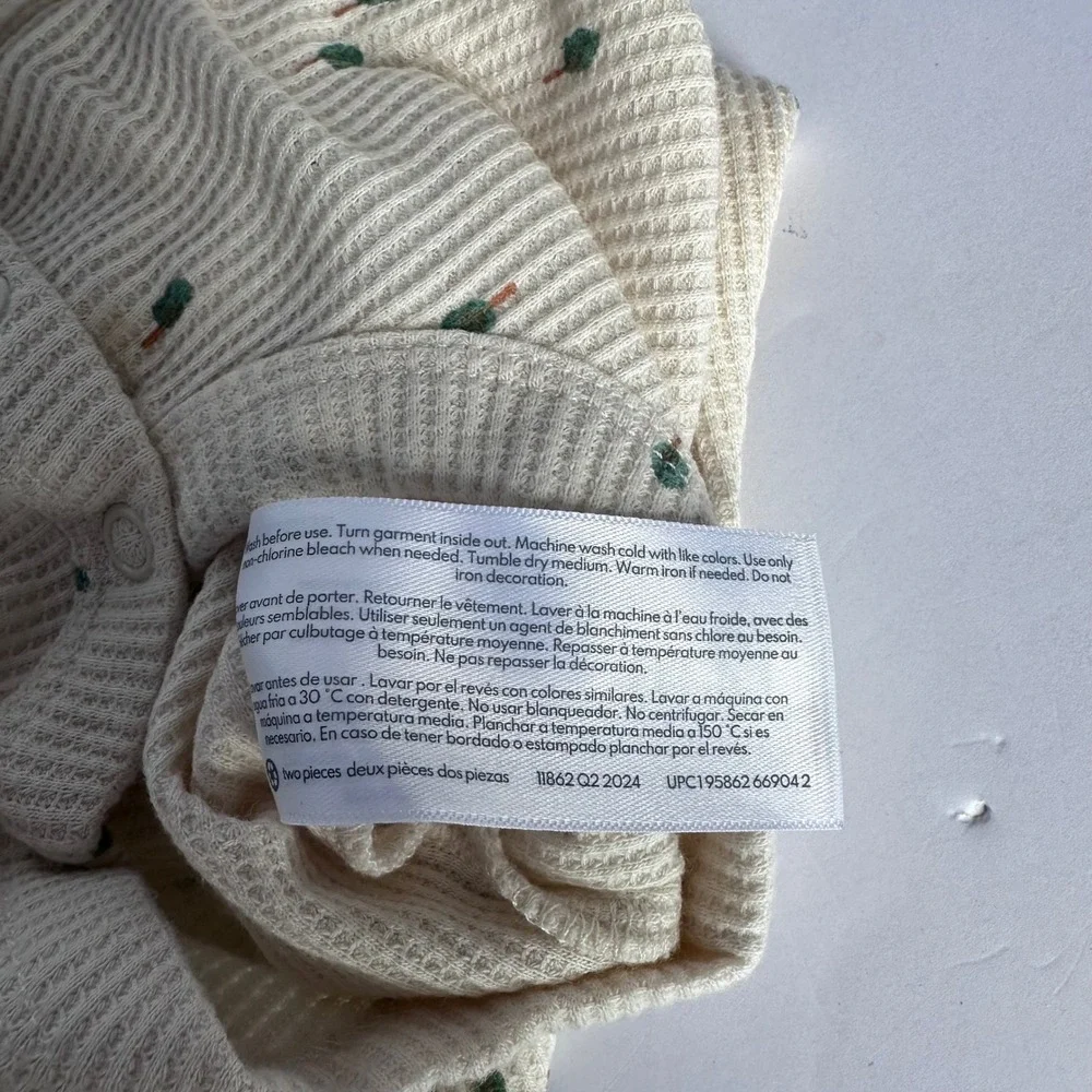 Carter's 12M Baby Outfit Waffle Knit Set Cream Green‎ Tree Print Pants Top
